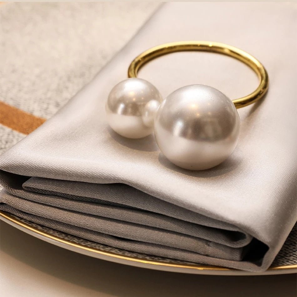 6 Piece Set of Elegant Pearl Napkin Rings - High Street Cottage