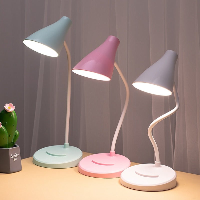 Classic Desk Lamp - Dimmable, Flexible, and USB Chargeable - High Street Cottage