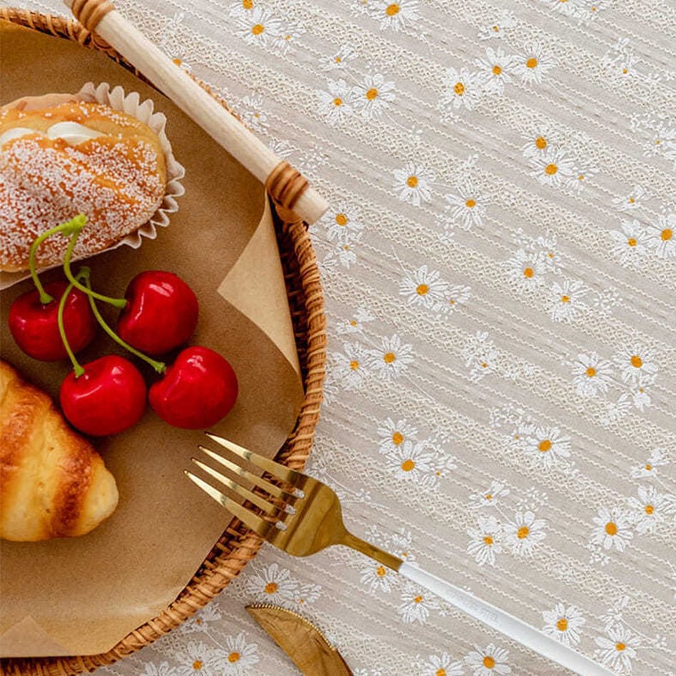 Embroidered Daisy Cotton Tablecloths - High Street Cottage