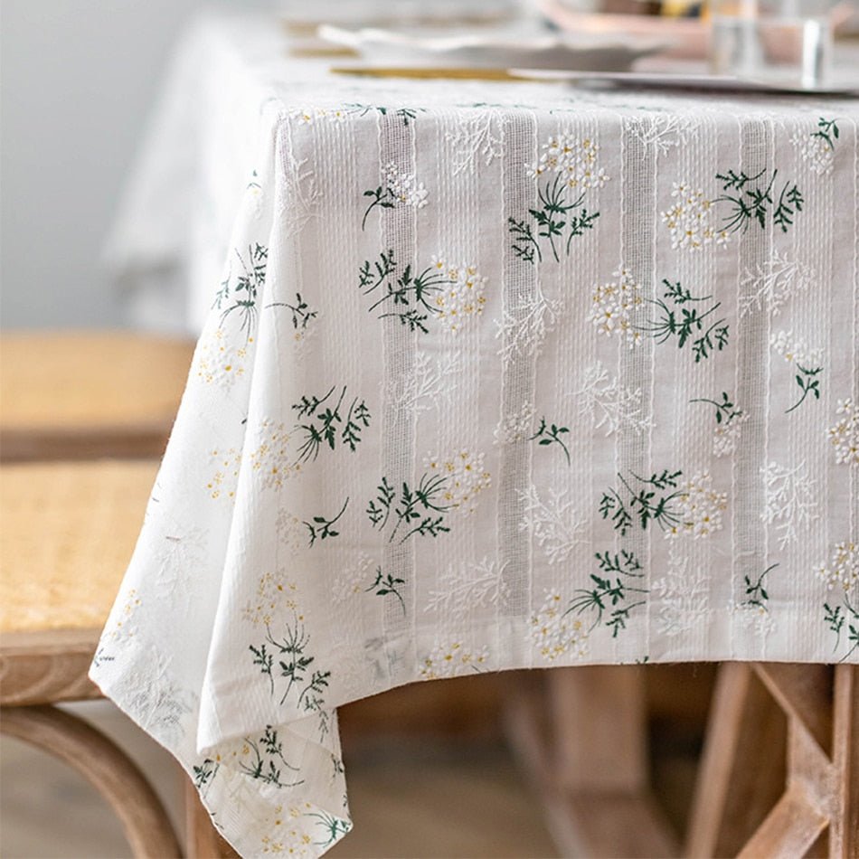 Embroidered Daisy Cotton Tablecloths - High Street Cottage