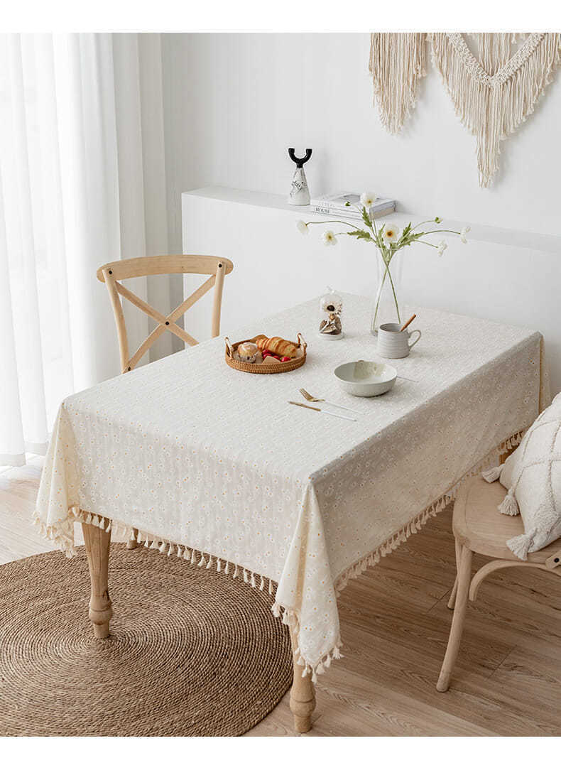 Embroidered Daisy Cotton Tablecloths - High Street Cottage