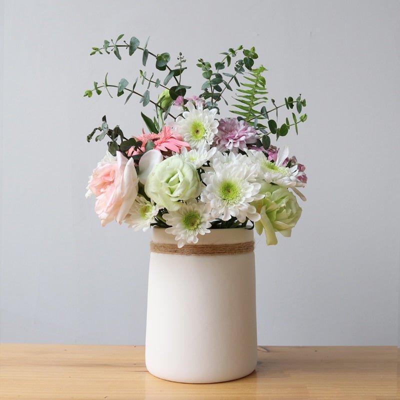Minimalist White Vases with Jute Accents - High Street Cottage