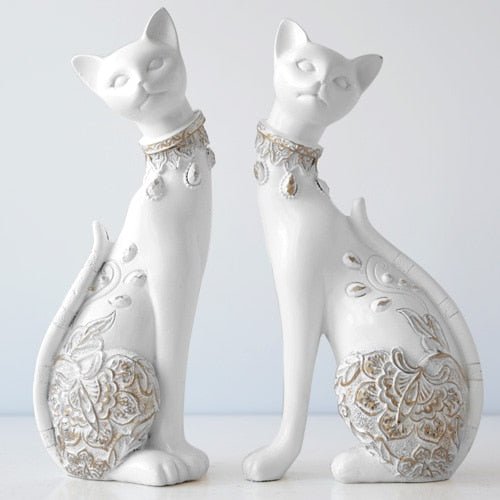 Royal Cat Resin Figures - High Street Cottage