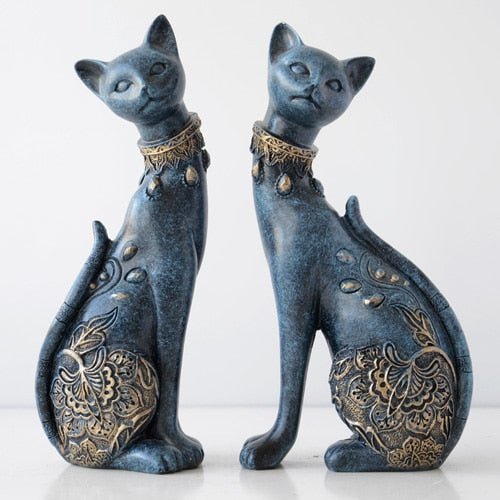 Royal Cat Resin Figures - High Street Cottage