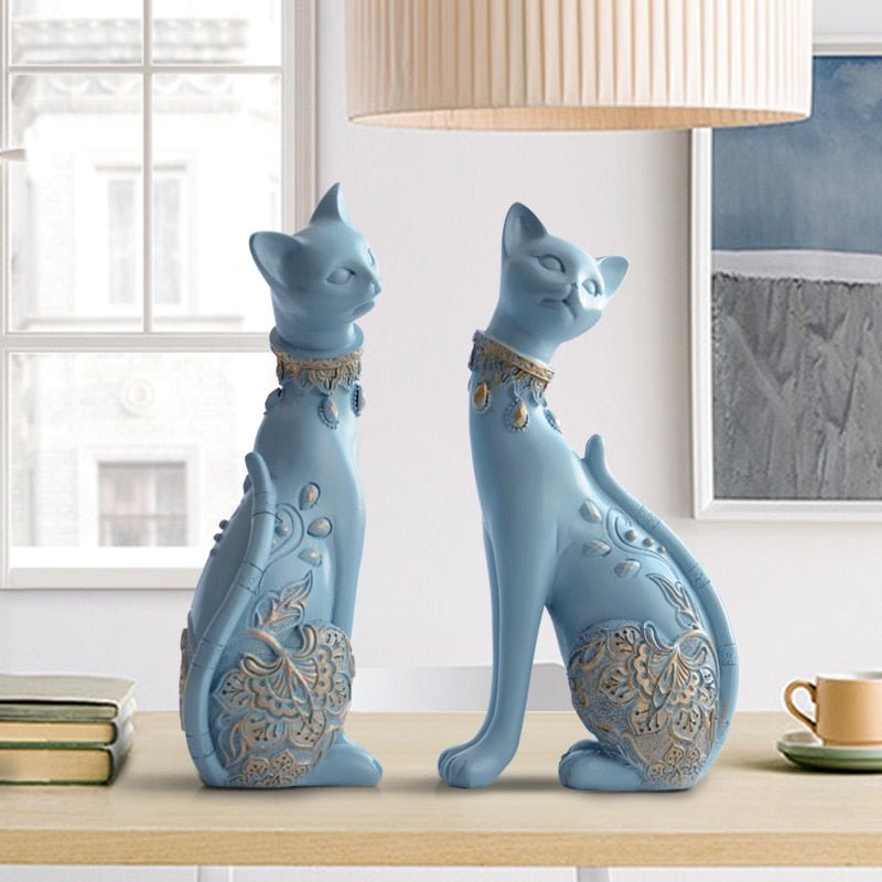 Royal Cat Resin Figures - High Street Cottage
