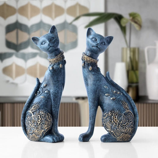 Royal Cat Resin Figures - High Street Cottage