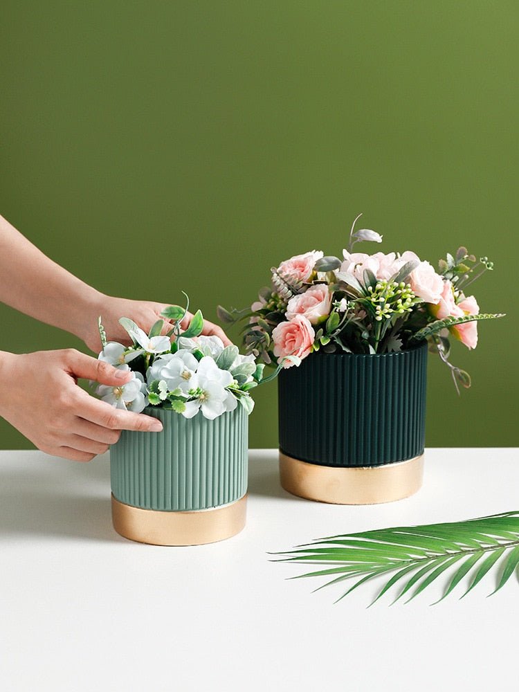 Textured Ceramic Flower Pots - High Street Cottage